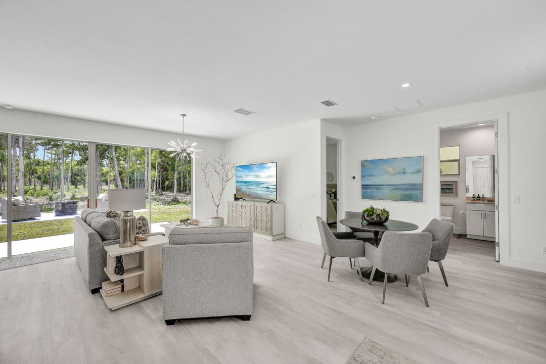 5862 Lancewood Way, Naples, FL 34116