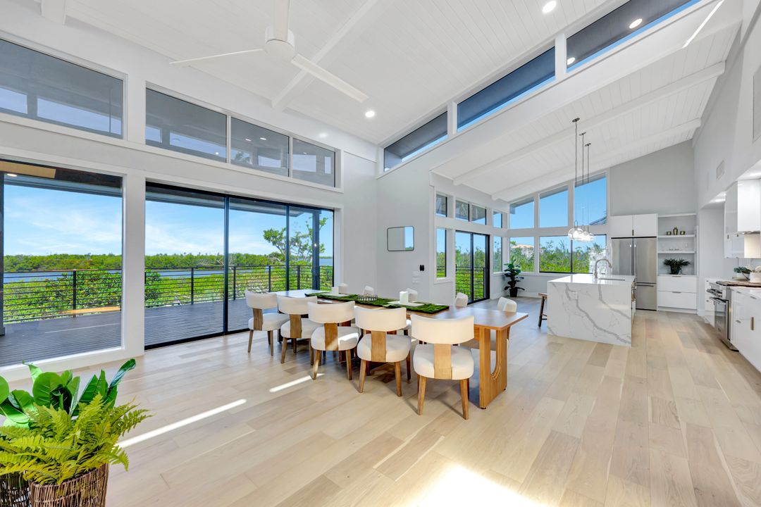 5435 Osprey Ct, Sanibel, FL 33957