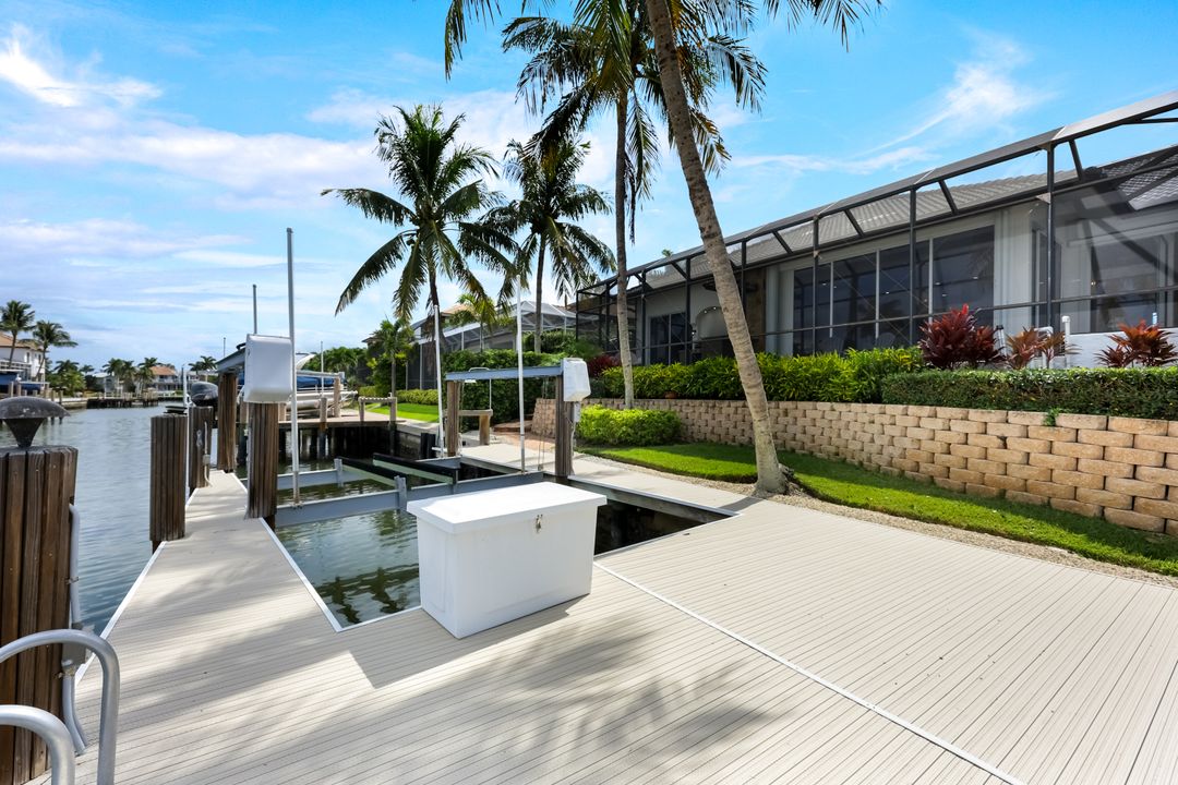 466 Clifton Ct, Marco Island, FL 34145
