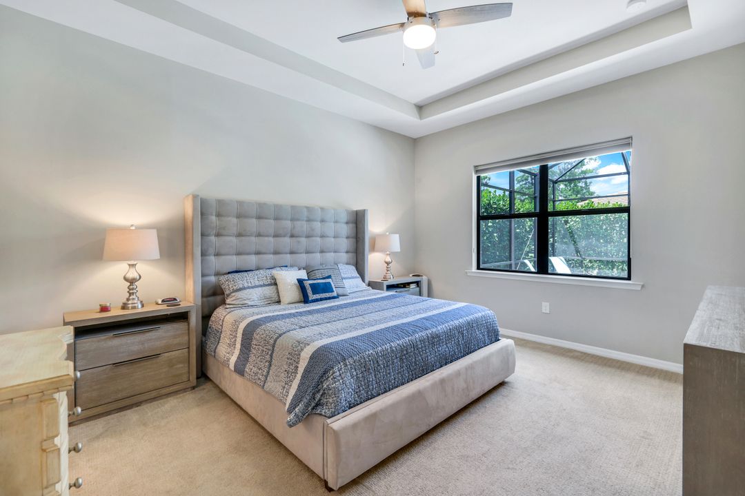 9368 Night Heron Ln, Naples, FL 34120