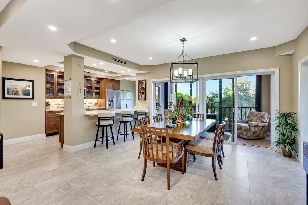 6820 Pelican Bay Blvd #133, Naples, FL 34108