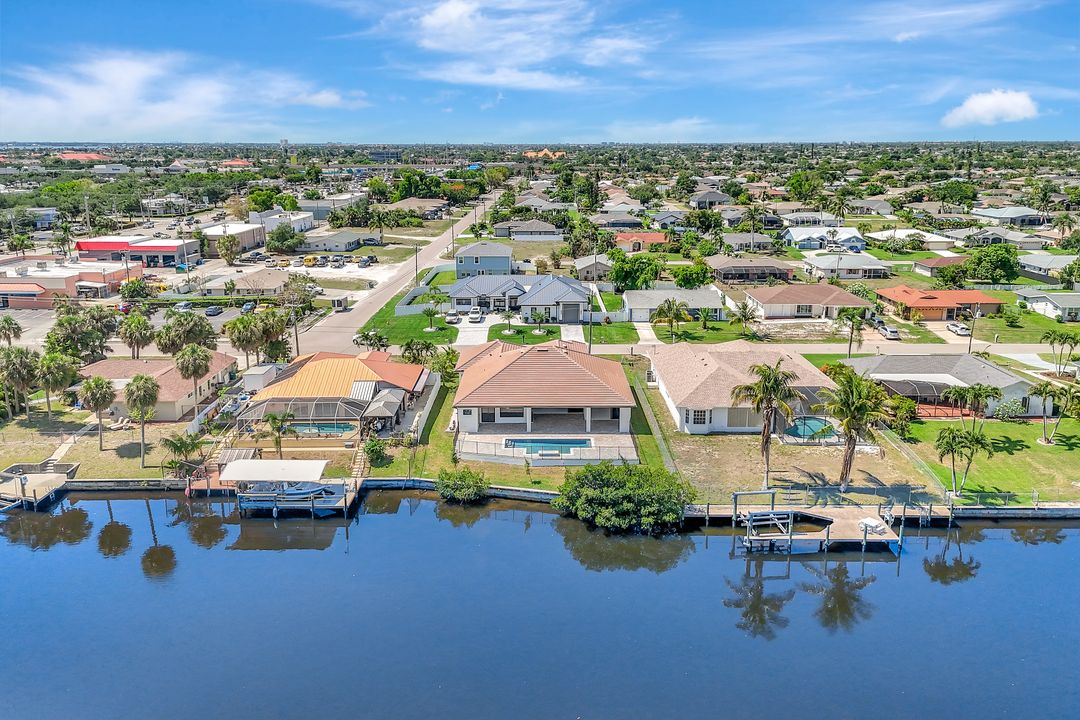 1511 SE 21st St, Cape Coral, FL 33990
