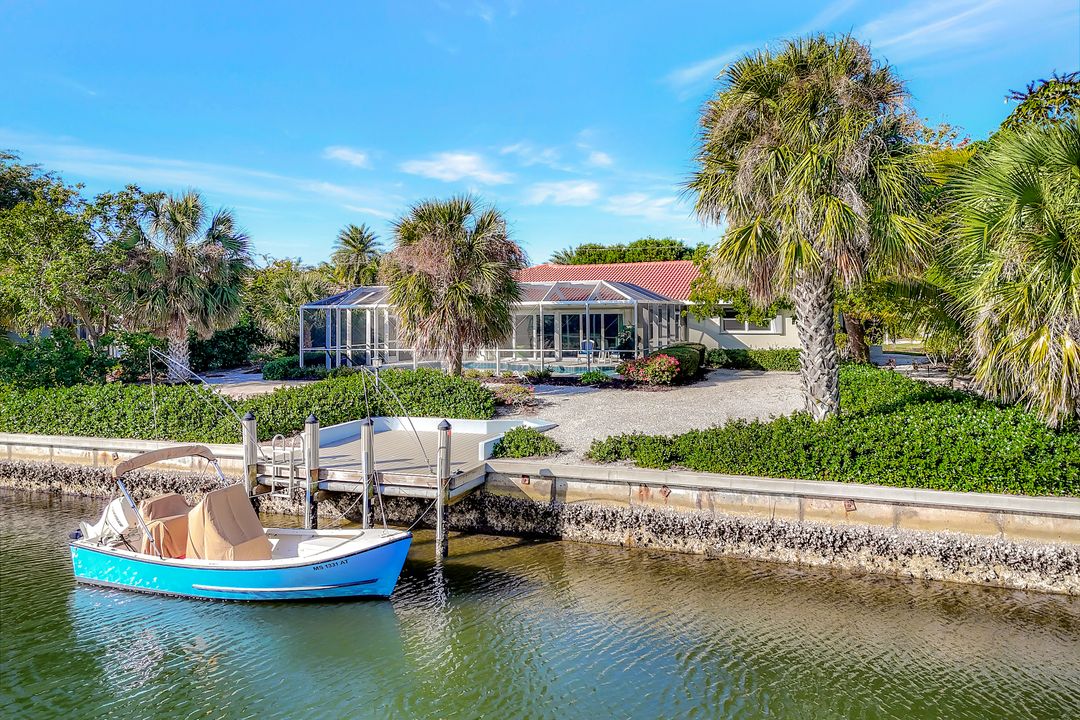 1010 Kings Crown Dr, Sanibel, FL 33957