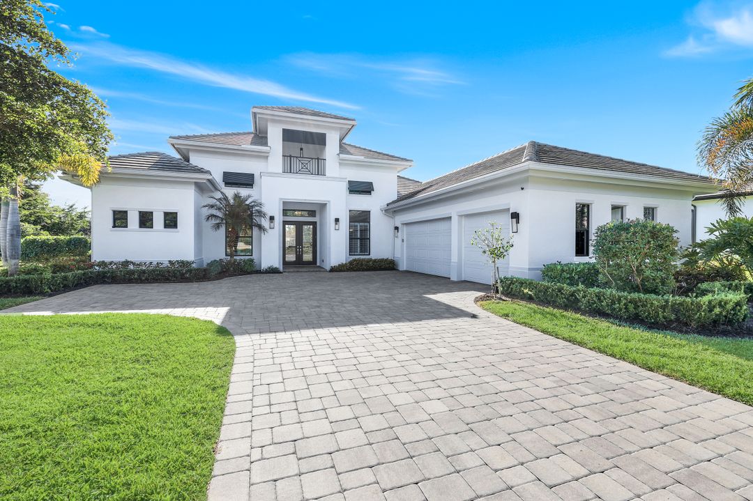 20266 Tiger Ct, Estero, FL 33928