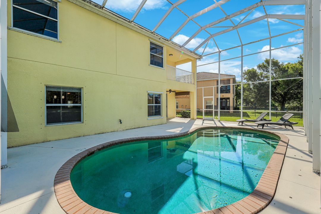 2210 Cape Heather Cir, Cape Coral, FL 33991