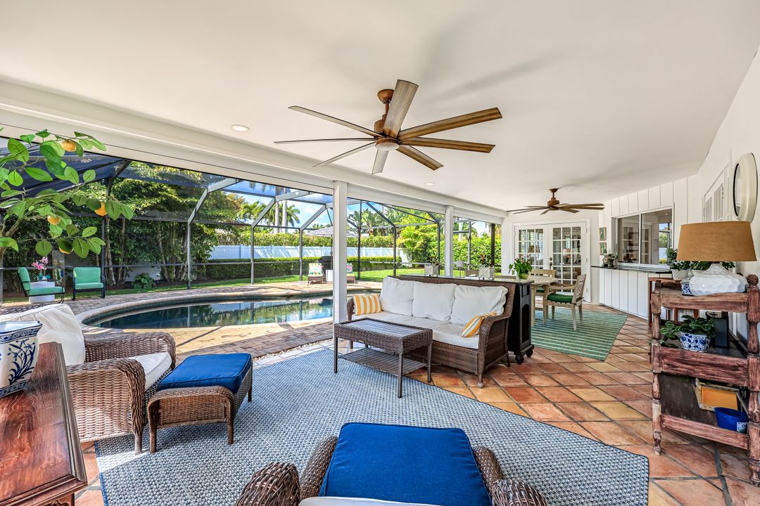 87 Burning Tree Dr, Naples, FL 34105