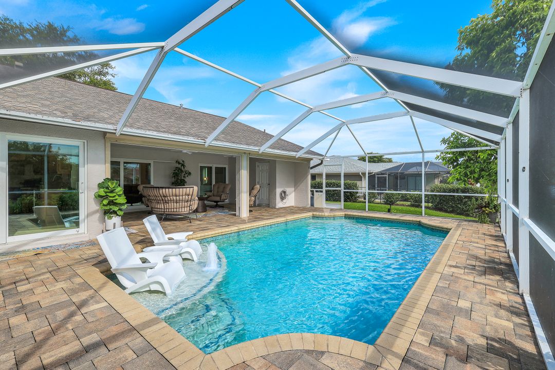 204 SE 20th Pl, Cape Coral, FL 33990