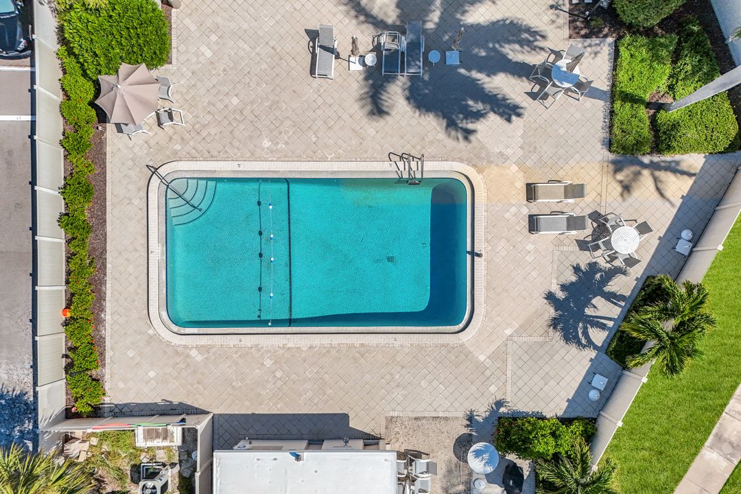 1100 Gulf Shore Blvd N #108, Naples, FL 34102