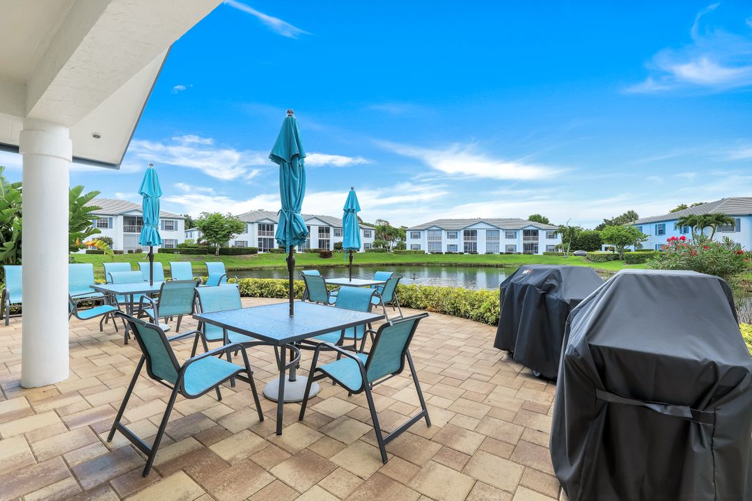859 Tanbark Dr #101, Naples, FL 34108
