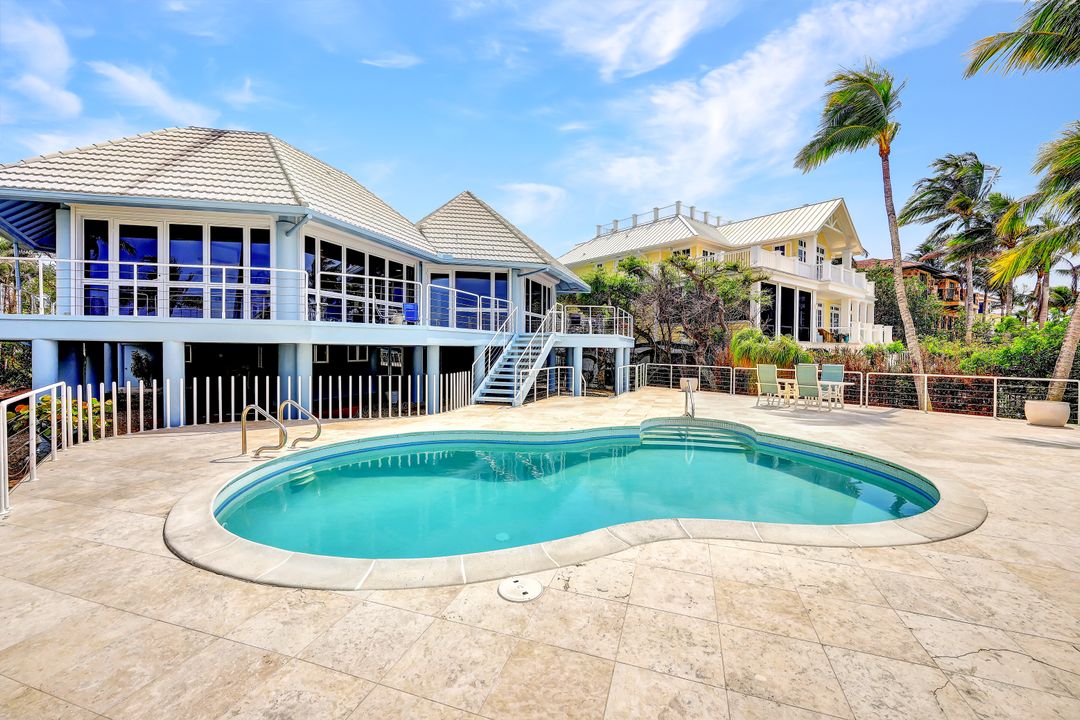 336 Seabreeze Dr, Marco Island, FL 34145