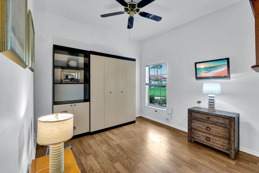 2118 SE 18th Ave, Cape Coral, FL 33990