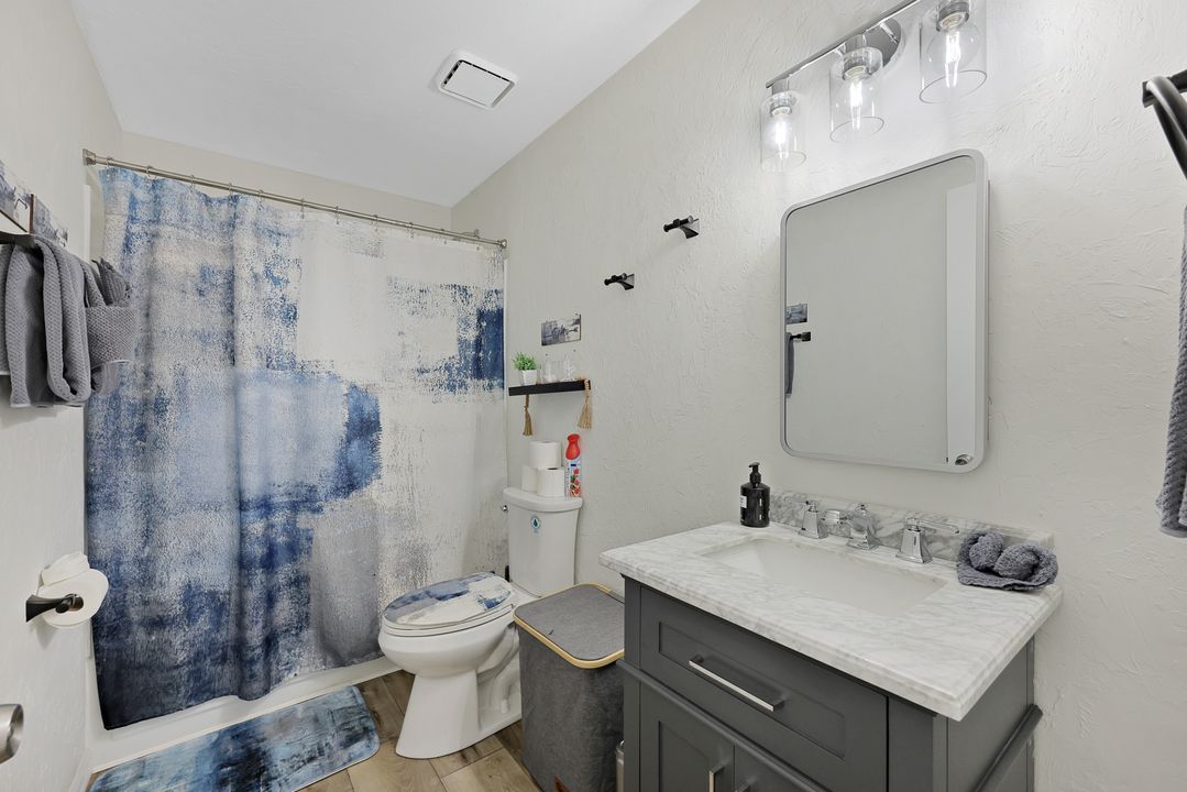 525 SE Van Loon Terrace, Cape Coral, FL 33990