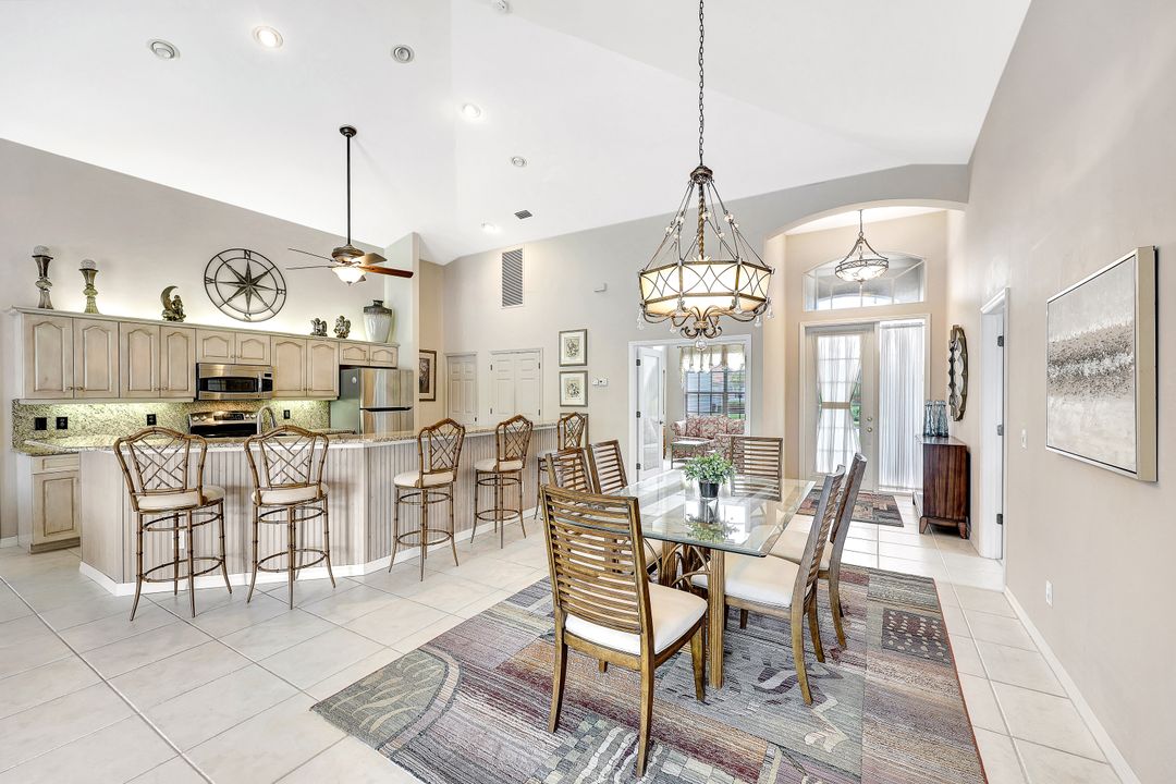 12618 Glen Hollow Dr, Bonita Springs, FL 34135