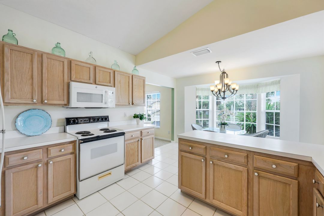 736 Wiggins Lake Dr #201, Naples, FL 34110