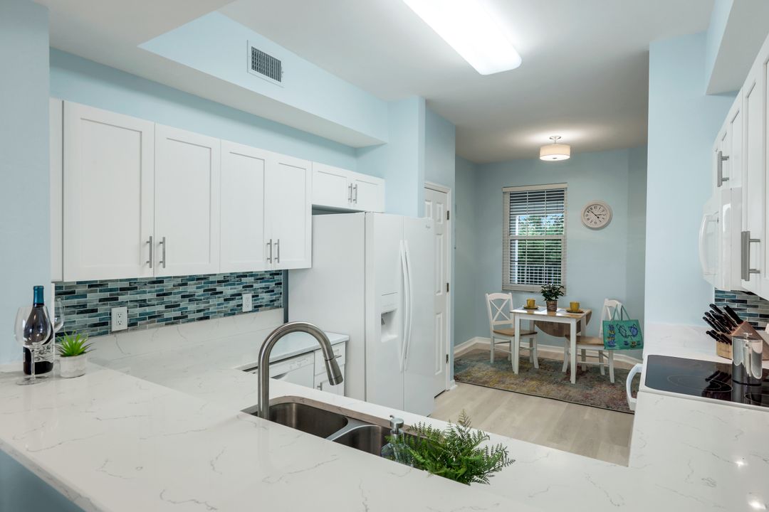 3960 Loblolly Bay Dr #304, Naples, FL 34114