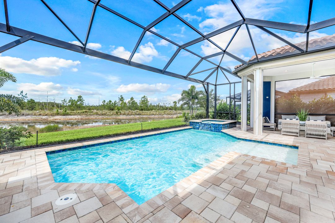 9463 Montelanico Loop, Naples, FL 34119