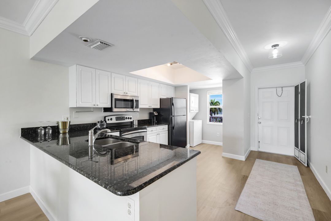 4550 SE 5th Pl #202, Cape Coral, FL 33904