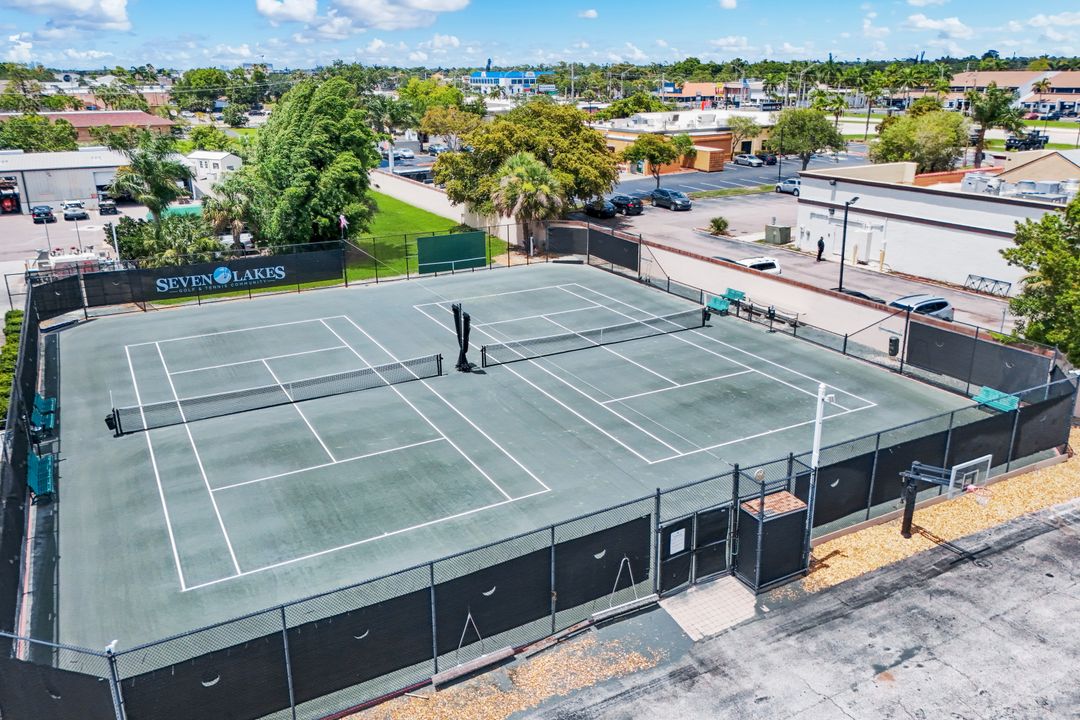 6102 Augusta Dr #307, Fort Myers, FL 33907