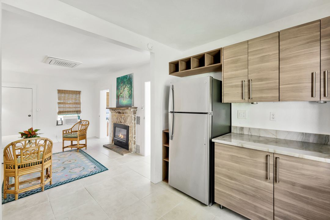 1245 8th Terrace N, Naples, FL 34102