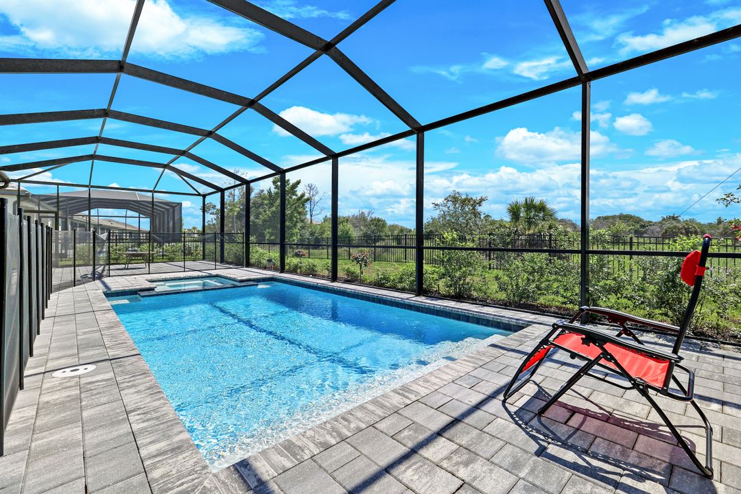 11030 Pebble Spgs Run, Fort Myers, FL 33913