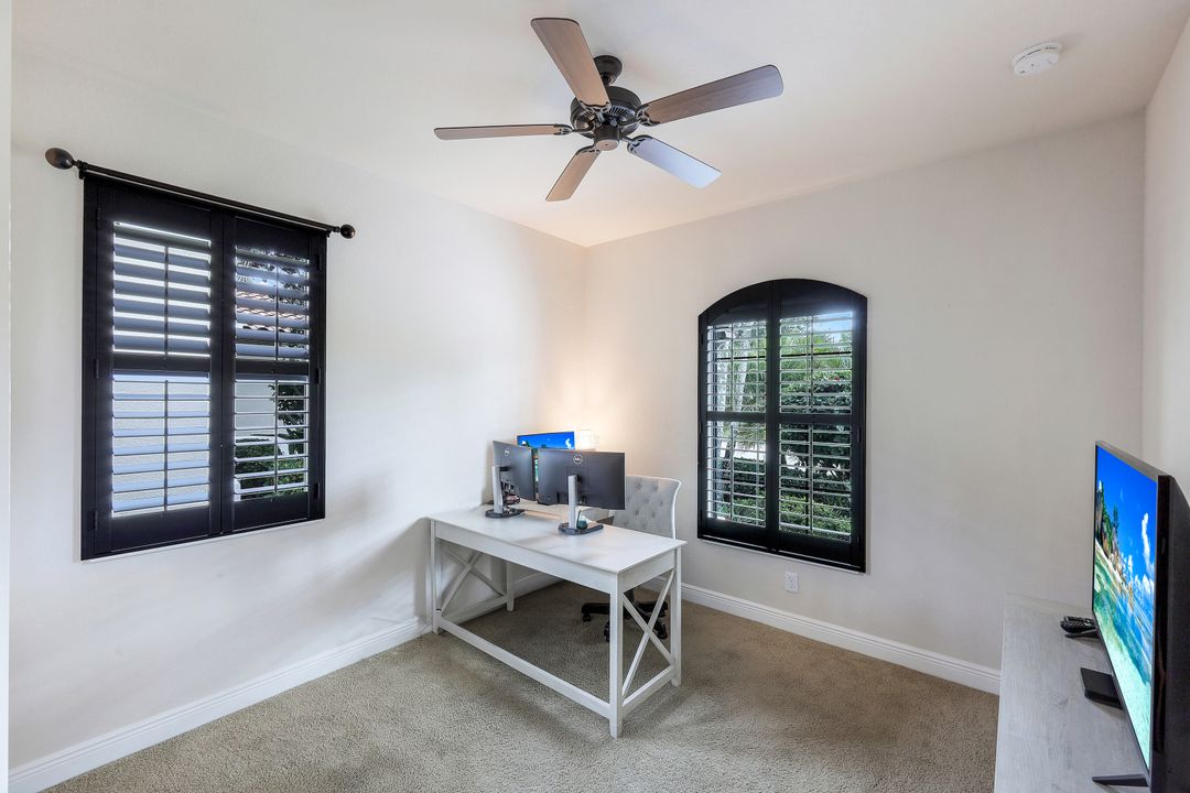 9973 Alhambra Ln, Bonita Springs, FL 34135