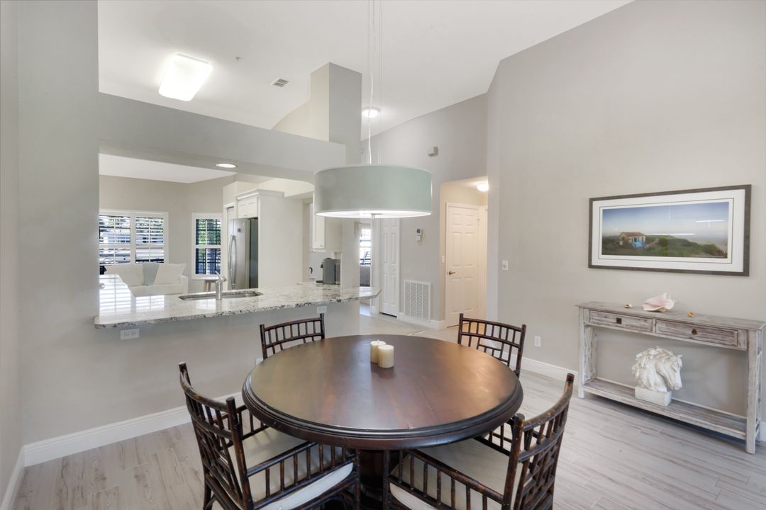 2235 Chesterbrook Ct #203, Naples, FL 34109