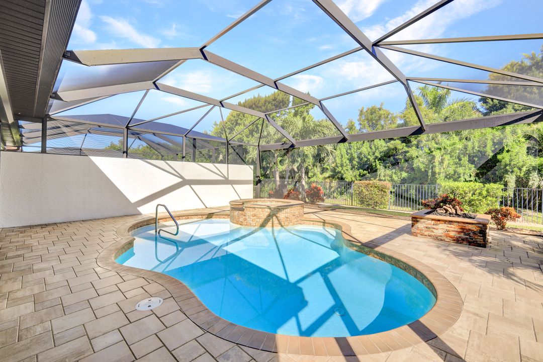 1189 S Town and River Dr, Fort Myers, FL 33919