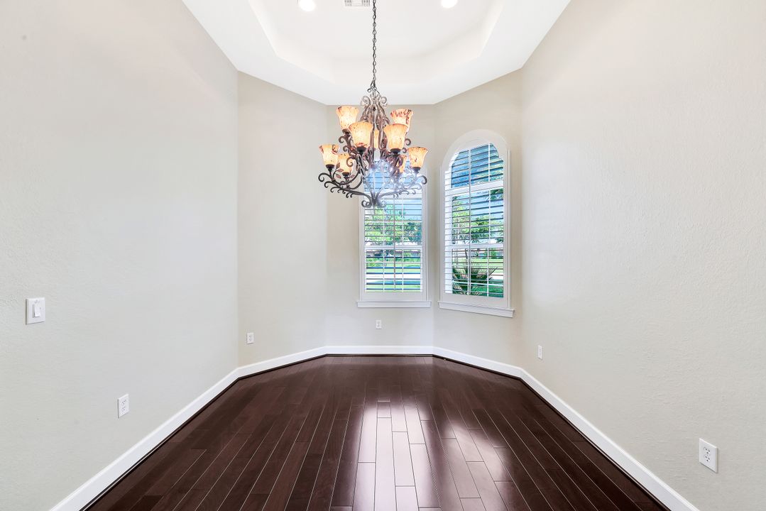 11982 Heather Woods Ct, Naples, FL 34120