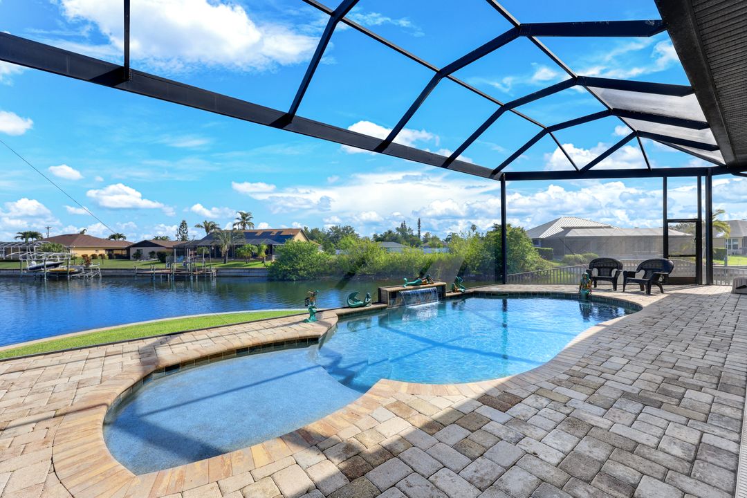 225 SW 12th Terrace, Cape Coral, FL 33991