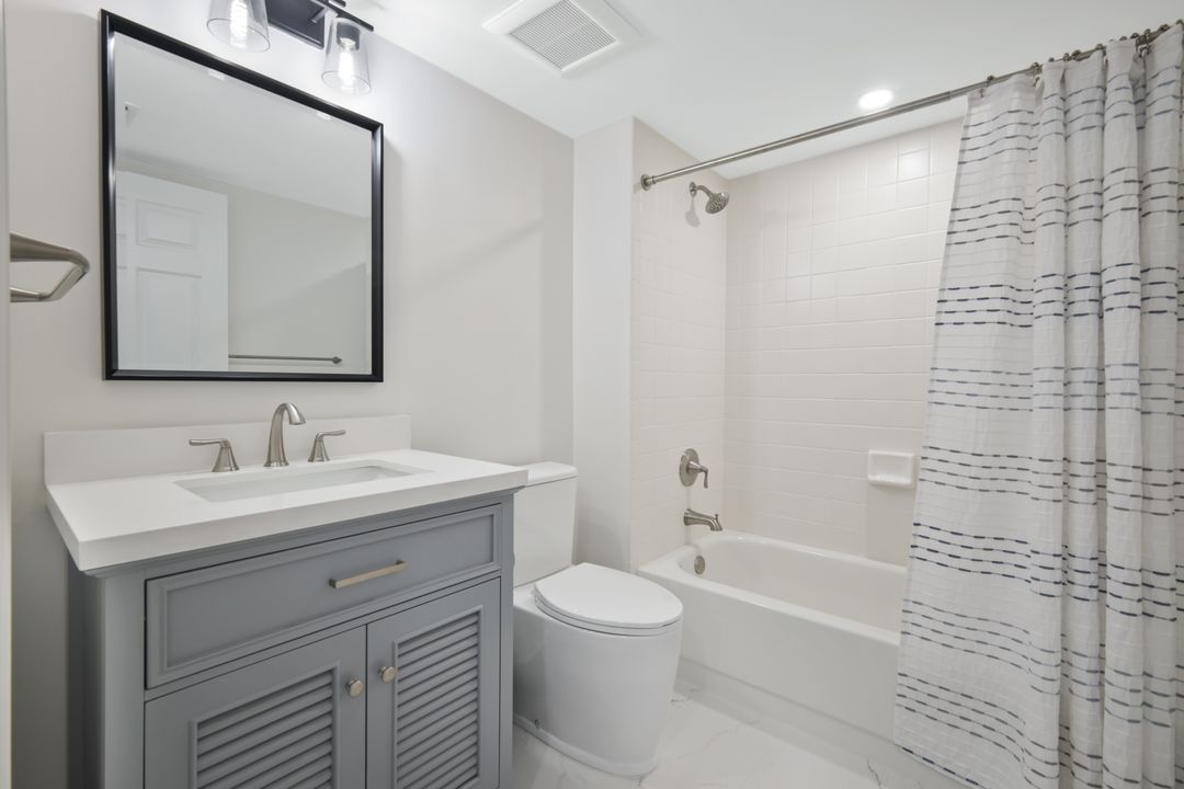 4130 Bayhead Dr #302, Bonita Springs, FL 34134