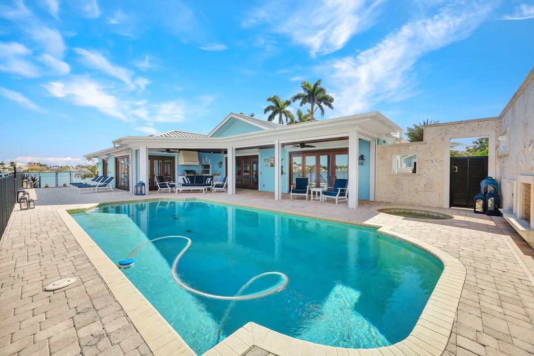 1431 Quintara Ct, Marco Island, FL 34145