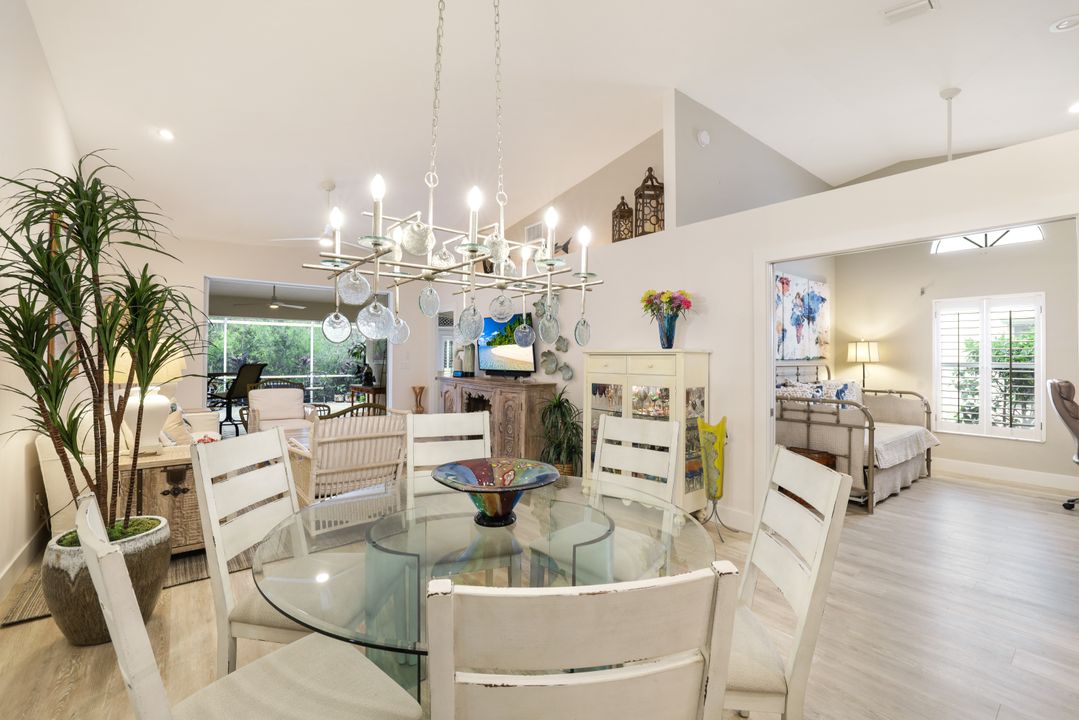 780 Wiggins Bay Dr, Naples, FL 34110