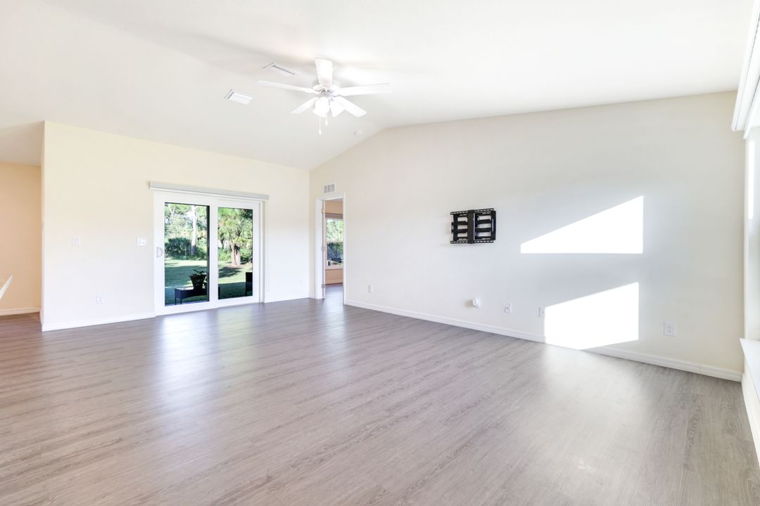 5038 SE Tradewinds Cir, LaBelle, FL 33935