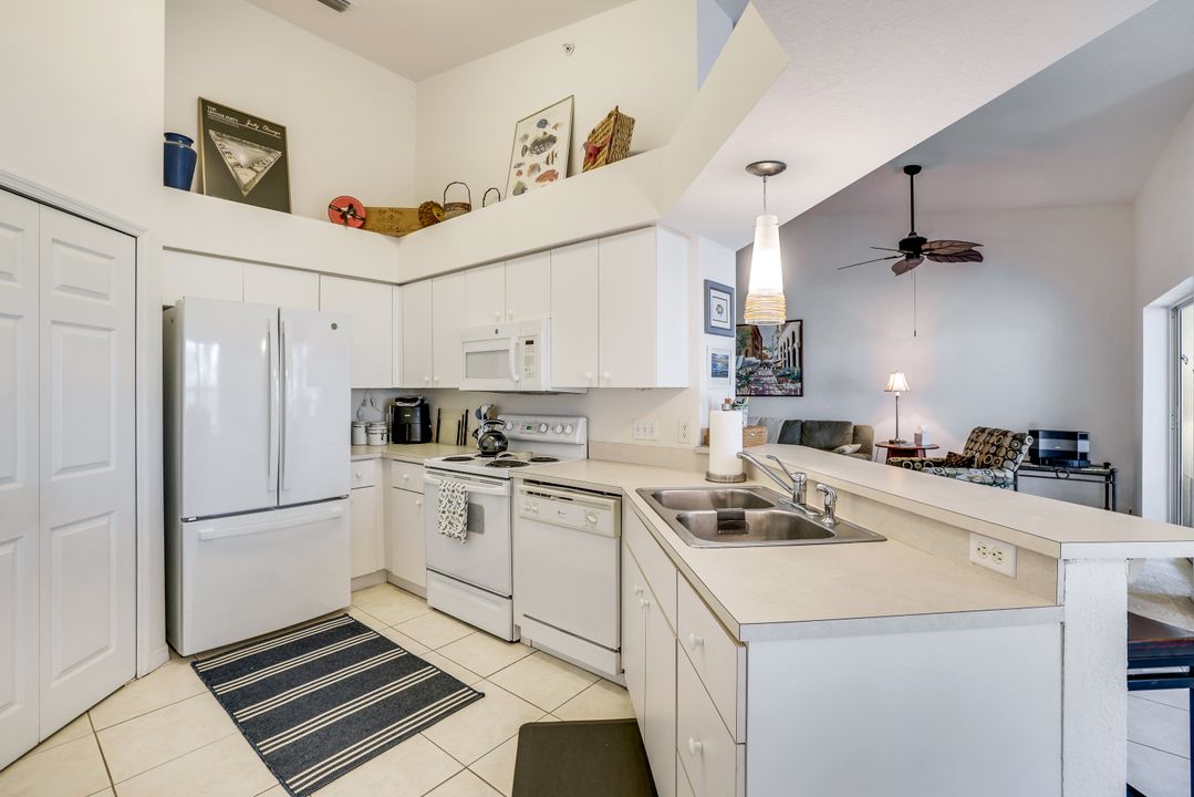 15495 Cedarwood Ln #9-303, Naples, FL 34110