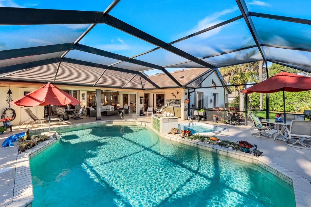 11510 Tanager Ct, Naples, FL 34119