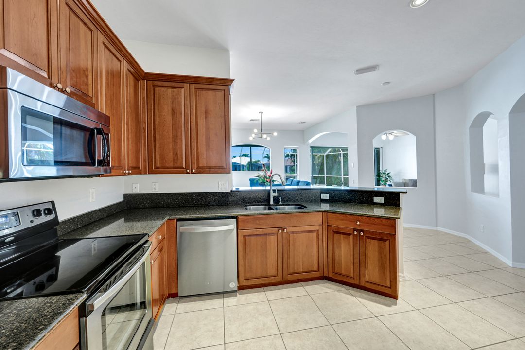 3603 SW 29th Ave, Cape Coral, FL 33914