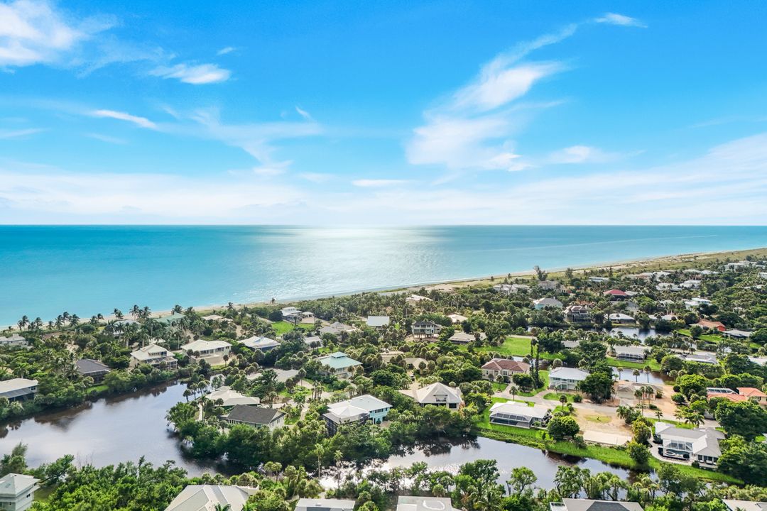 969 Fish Crow Rd, Sanibel, FL 33957