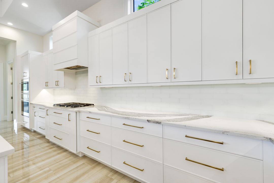 9937 Montiano Dr, Naples, FL 34113