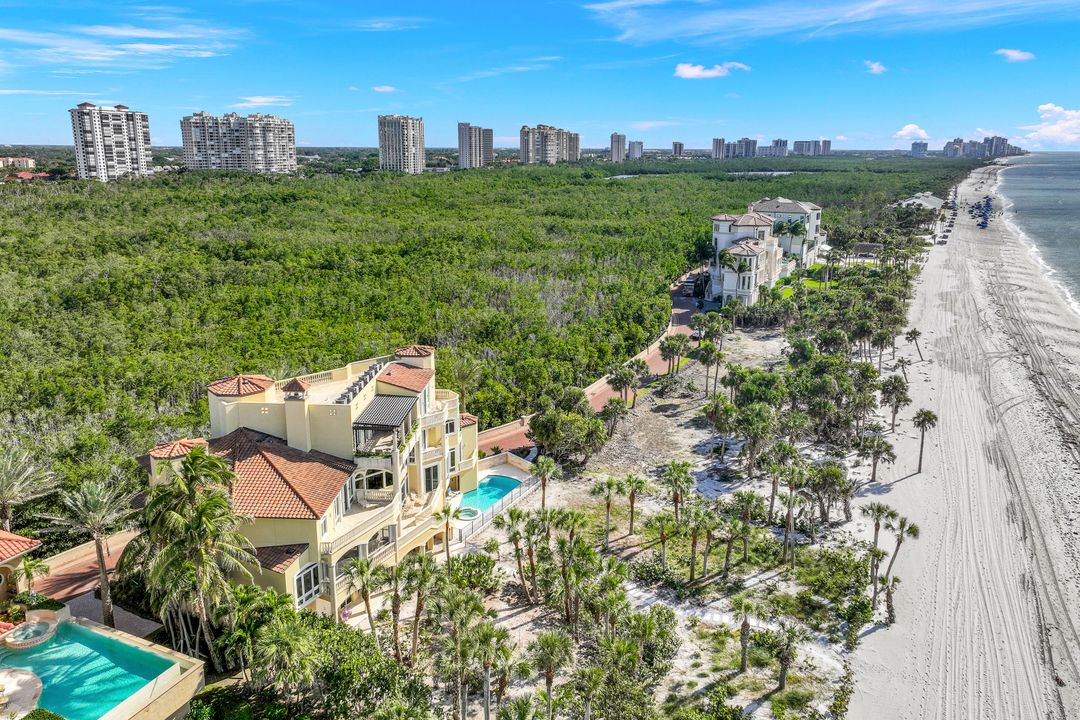 7425 Bay Colony Dr, Naples, FL 34108