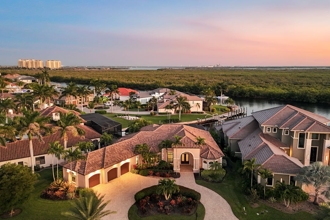 5858 Harbour Preserve Cir, Cape Coral, FL 33914