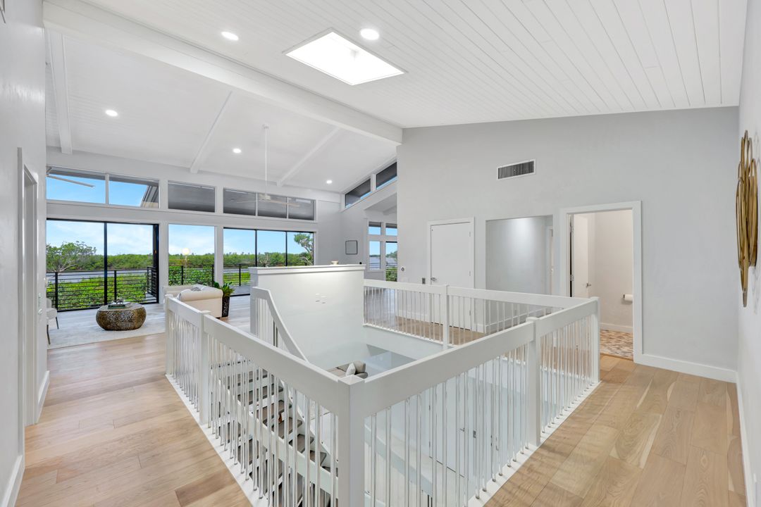 5435 Osprey Ct, Sanibel, FL 33957