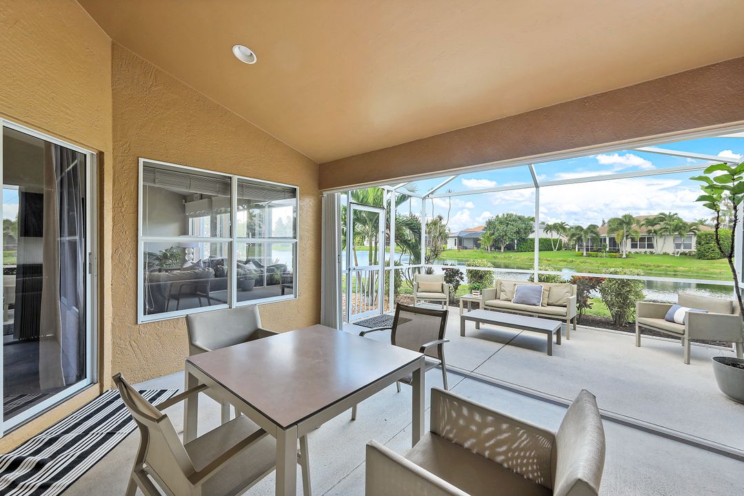 2520 Grove Isle Ct, Naples, FL 34109