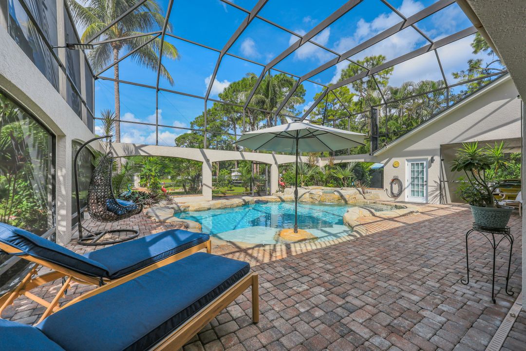 2061 Santa Barbara Blvd, Naples, FL 34116