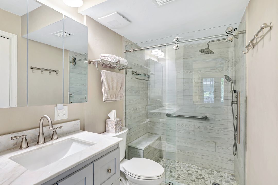 721 W Elkcam Cir #211, Marco Island, FL 34145