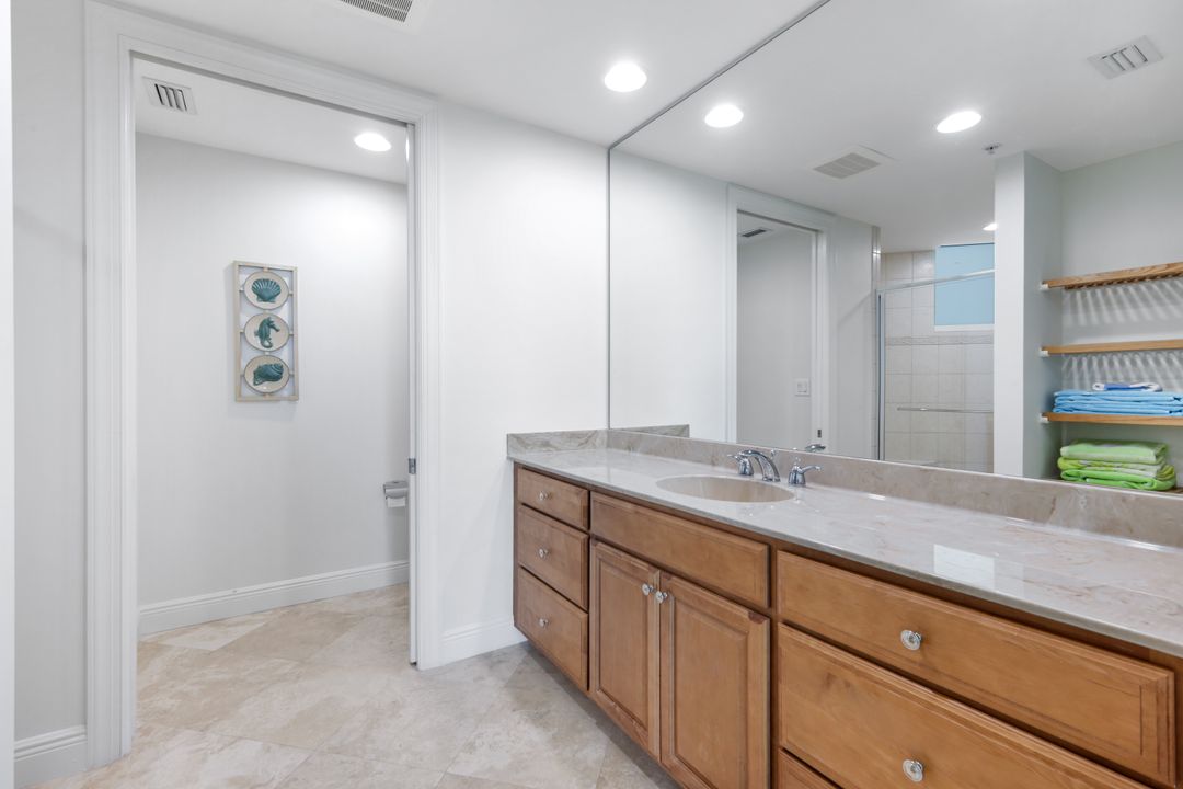 265 Indies Way #904, Naples, FL 34110