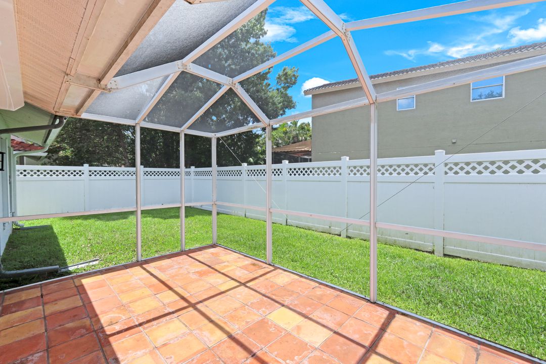 12800 Eagle Pointe Cir, Fort Myers, FL 33913