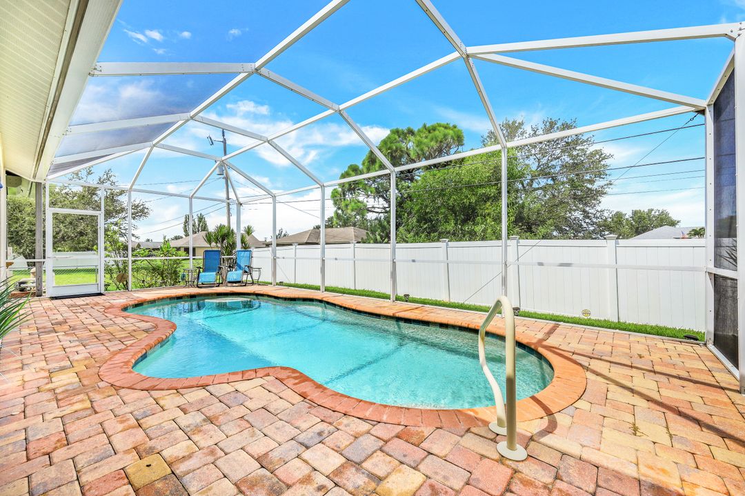 1802 SW 2nd Ave, Cape Coral, FL 33991