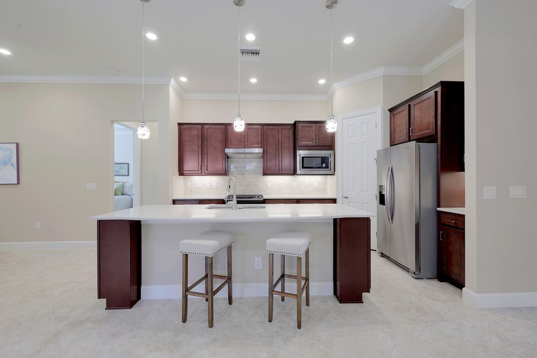 9420 Whooping Crane Wy, Naples, FL 34120