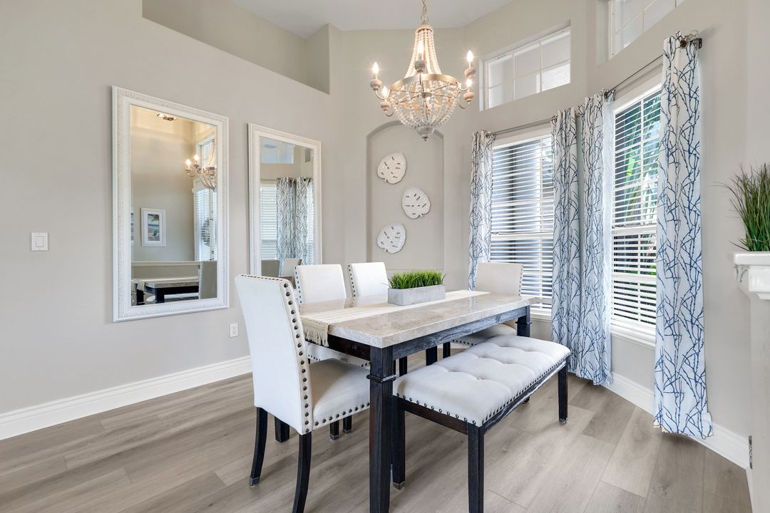 196 Skipping Stone Ln, Naples, FL 34119