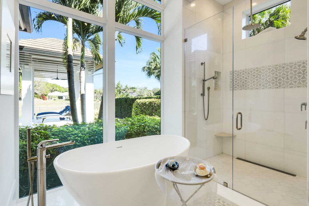 2818 Thistle Way, Naples, FL 34105